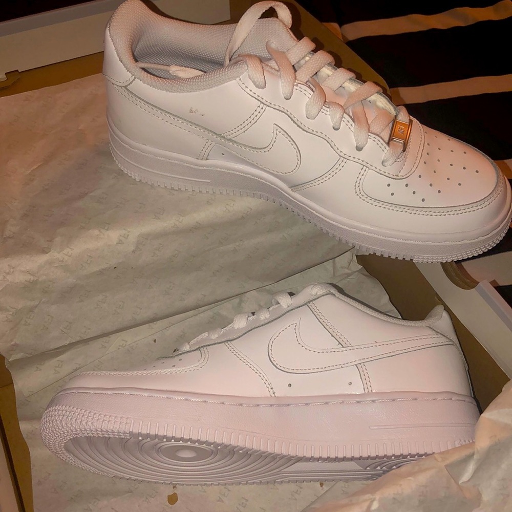 white on white uptowns Nike